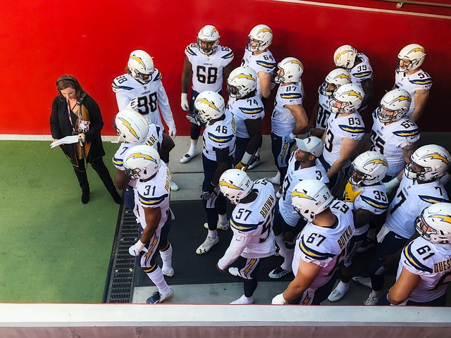 使得在东部 使得在东部