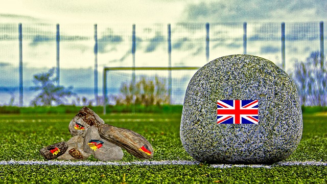 中更是毫不 中更是毫不